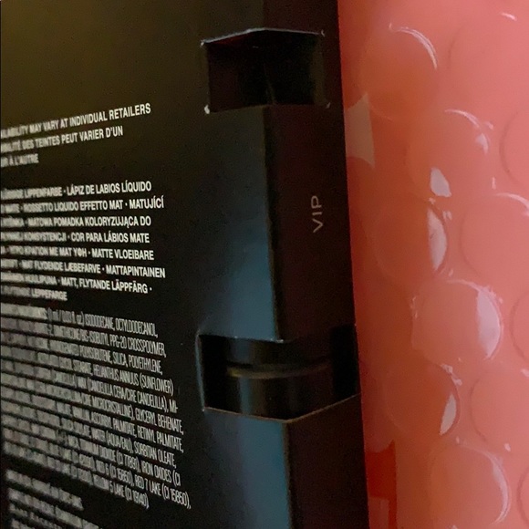 Bare Minerals travel size lipgloss 💄 - Picture 4 of 5